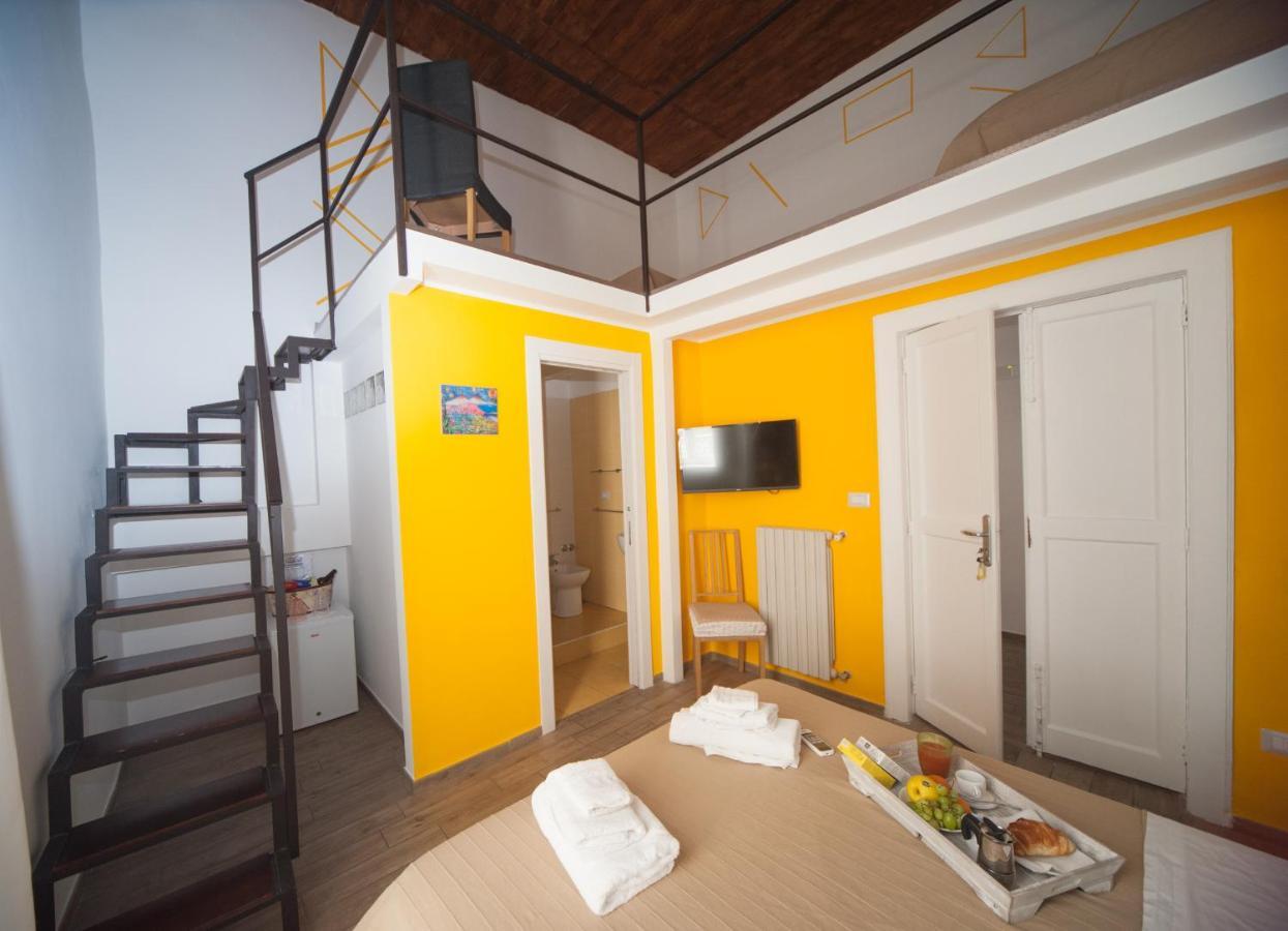 Home Salvator Rosa 78 Neapel Exterior foto
